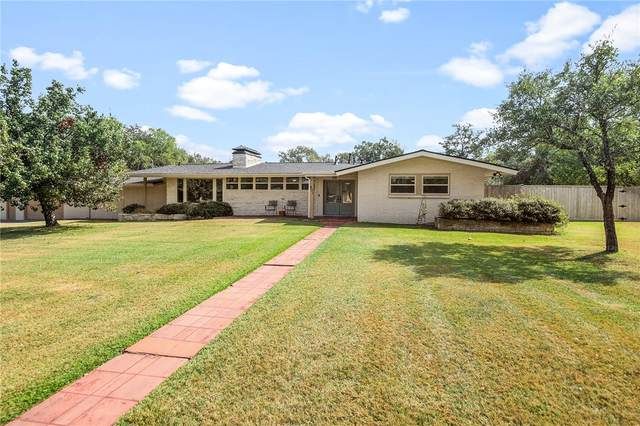 Home for Sale in Bryan,  (3bd 3ba) - Reduced