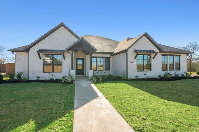 Home for Sale in College Station,  (4bd 4ba/1hba)