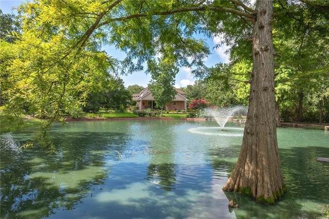 Home for Sale in College Station,  (5bd 4ba/1hba)
