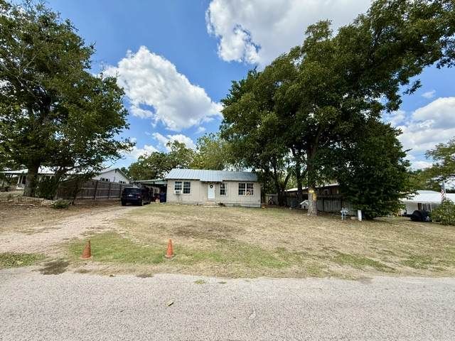 Home for Sale in Rockdale,  (3bd 1ba)