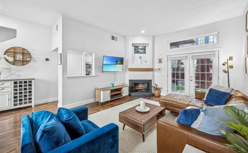 **OPEN HOUSE - Sat, Feb 28th from 3p to 5p*