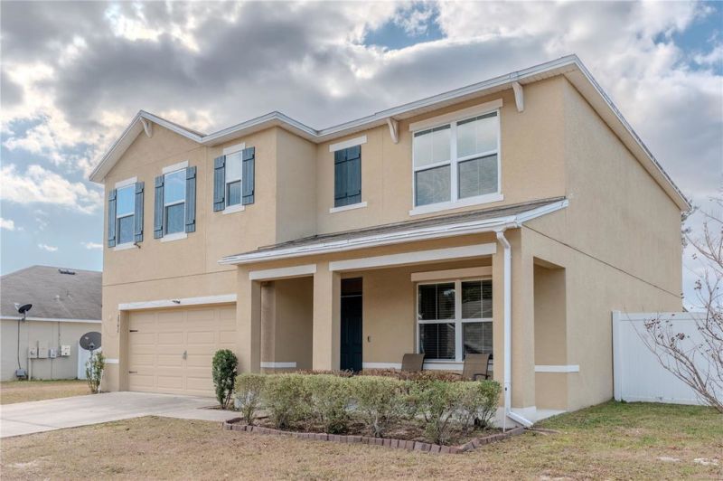 Very spacious large family home