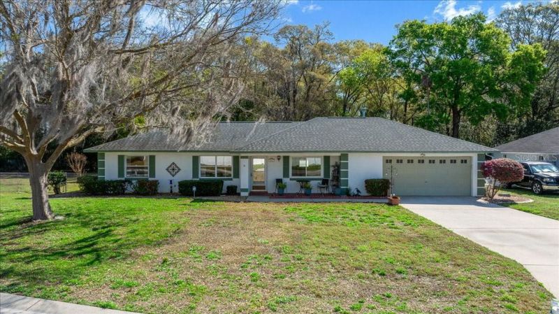 GREAT FIND, HOME COMES WITH GOLF CART, WASHER/DRYER