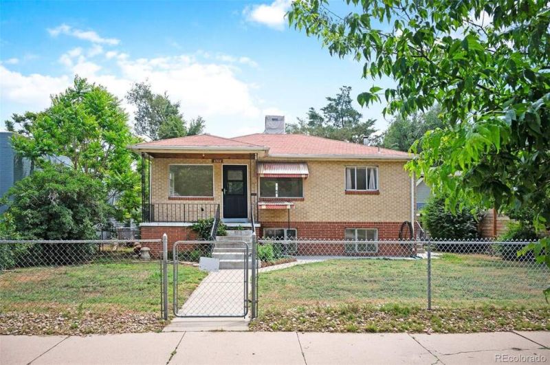 This is a prime location! This is a great opportunity to own