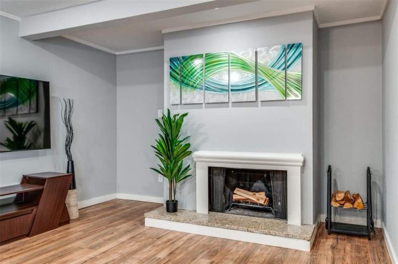 Beautifully updated and move-in ready 2-bedroom, 1-bath second